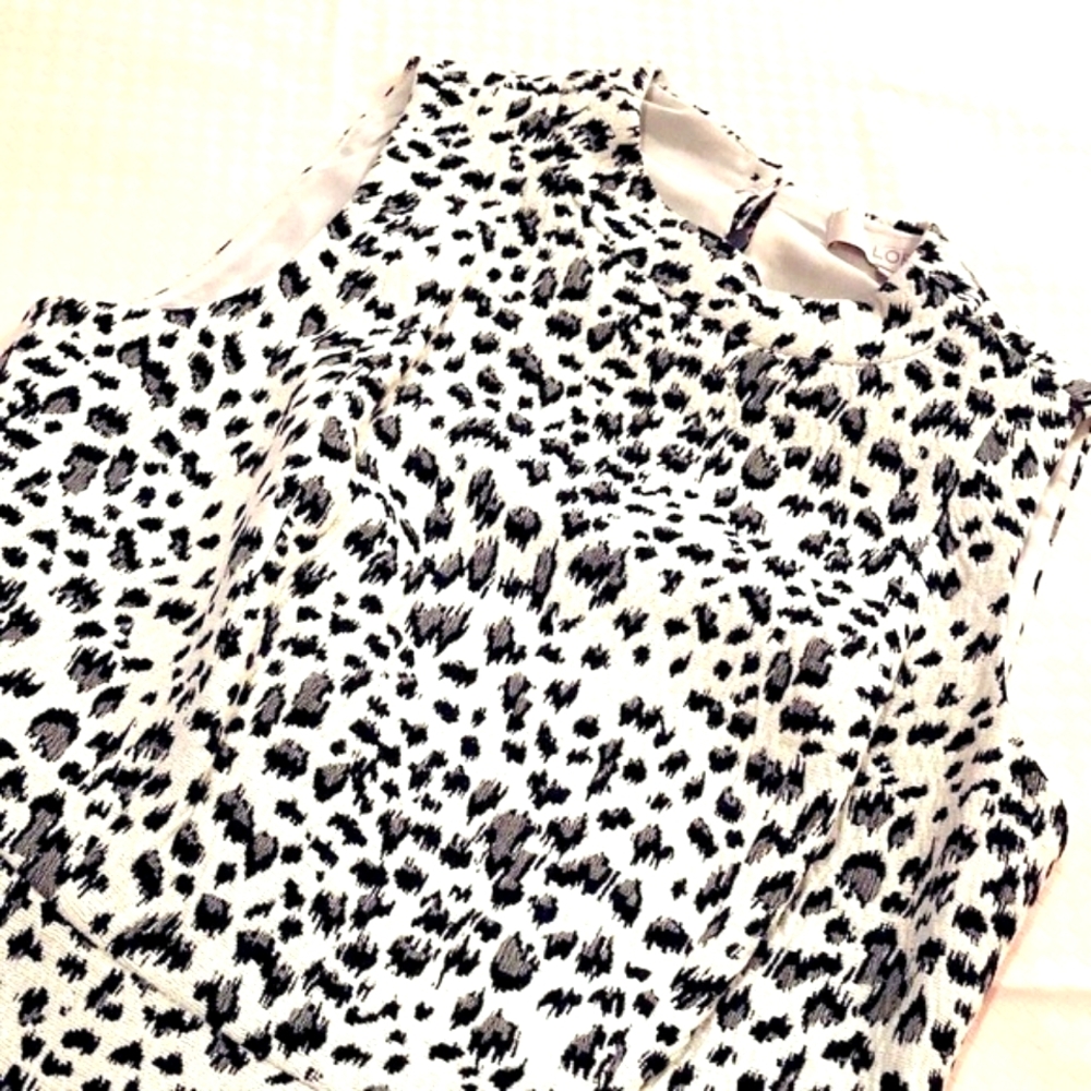 🔥HP🔥Ann Taylor LOFT Dress: Black and White Animal Print Lined Sheath SIZE 2 - Picture 2 of 10
